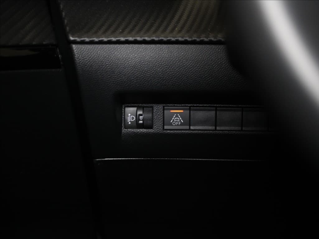 2023 Peugeot 2008 - 18