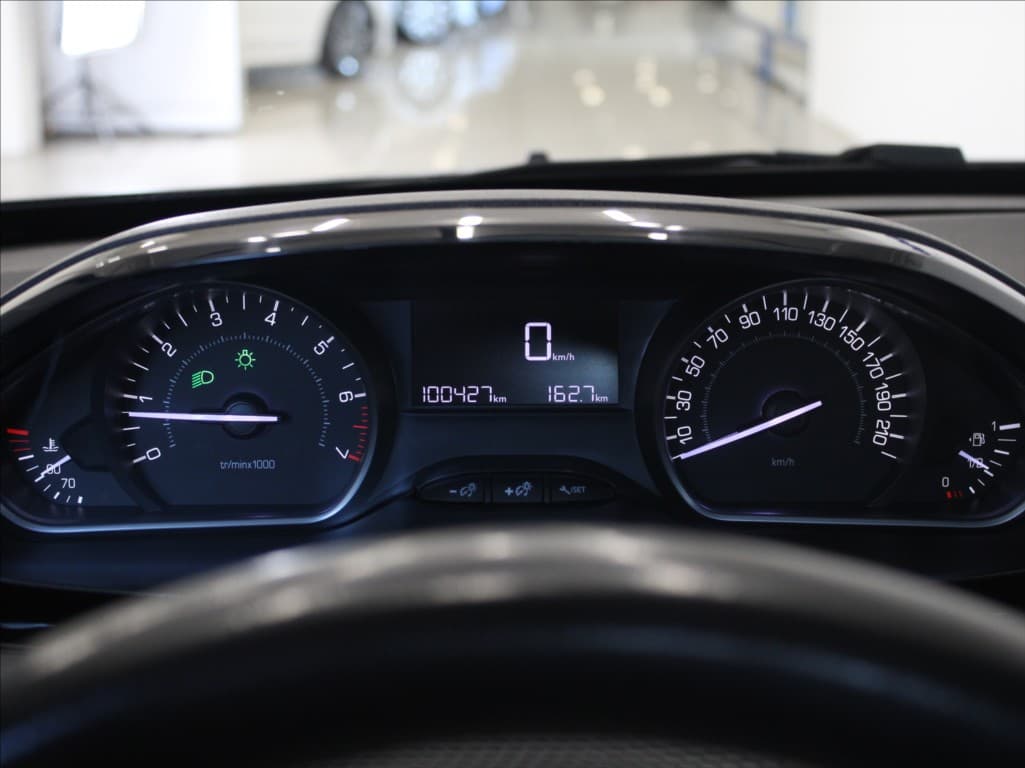 2017 Peugeot 2008 - 20