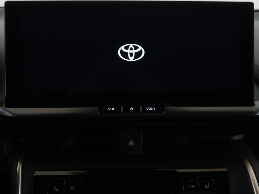 2023 Toyota C-Hr - 18