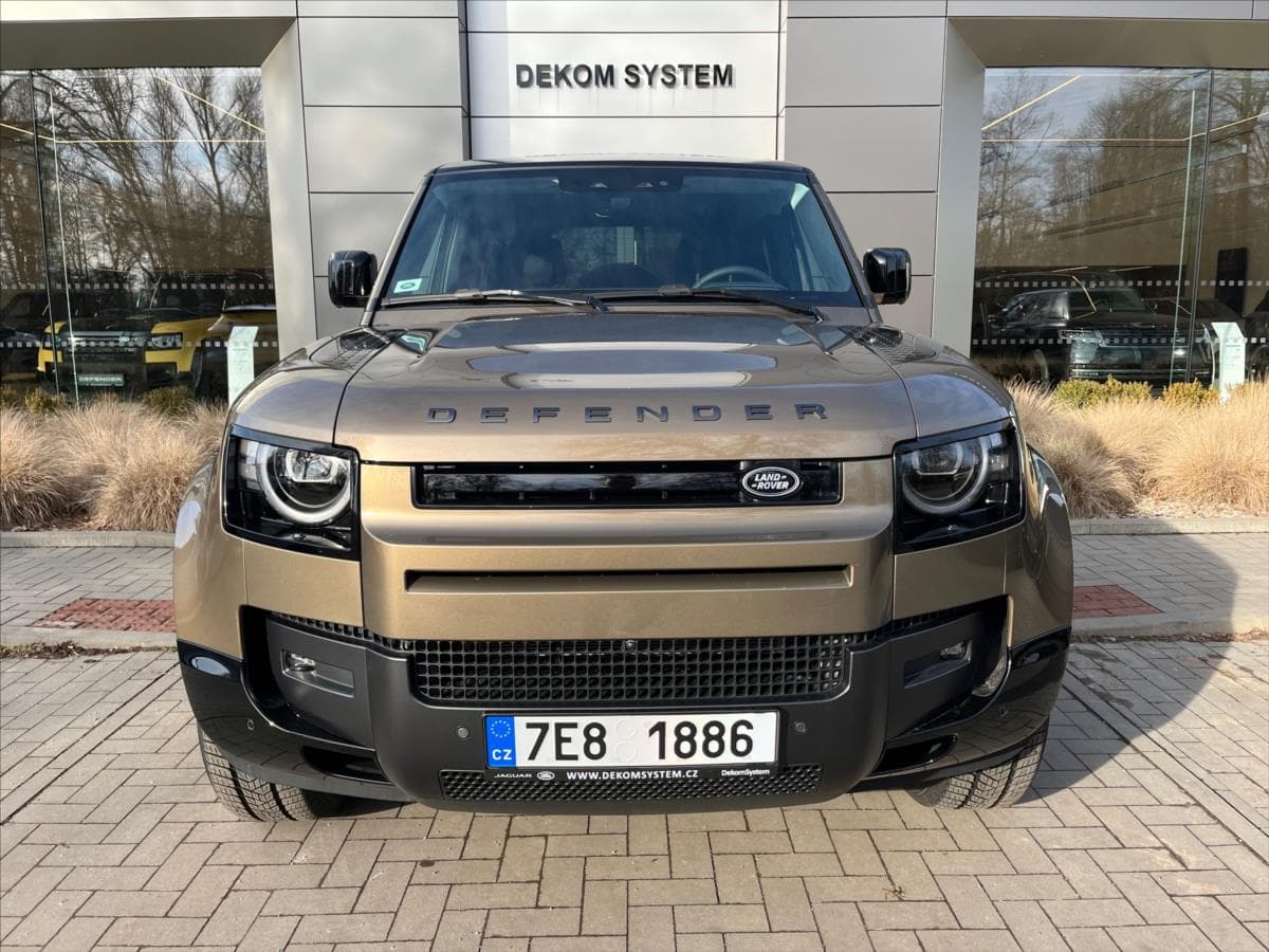 2025 Land Rover Defender - 3