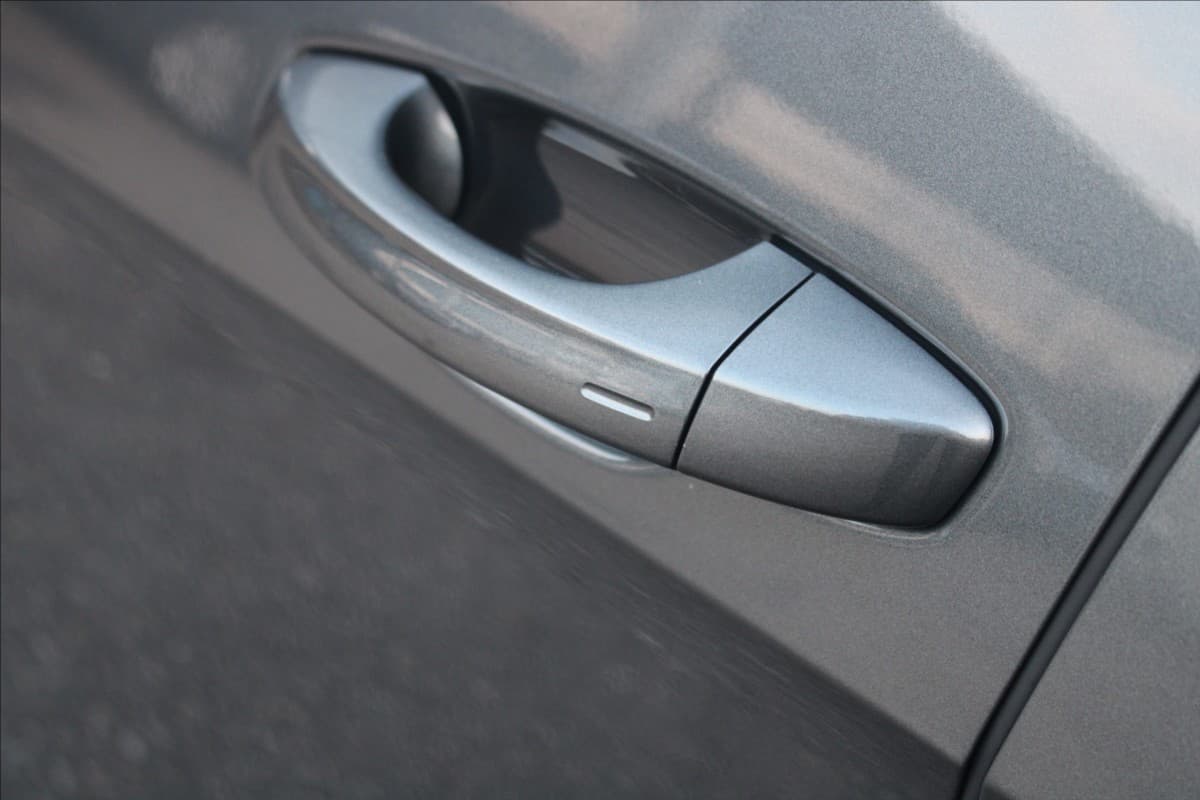 2020 Volkswagen Golf - 12