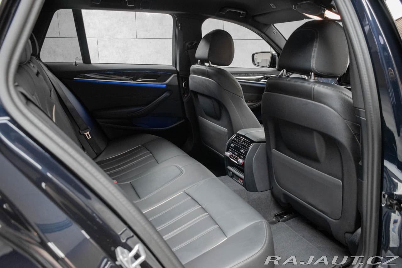 2024 BMW 5-Series - 15