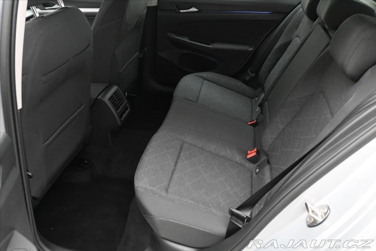 2022 Volkswagen Golf - 14