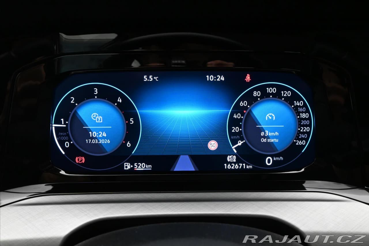 2022 Volkswagen Golf - 16