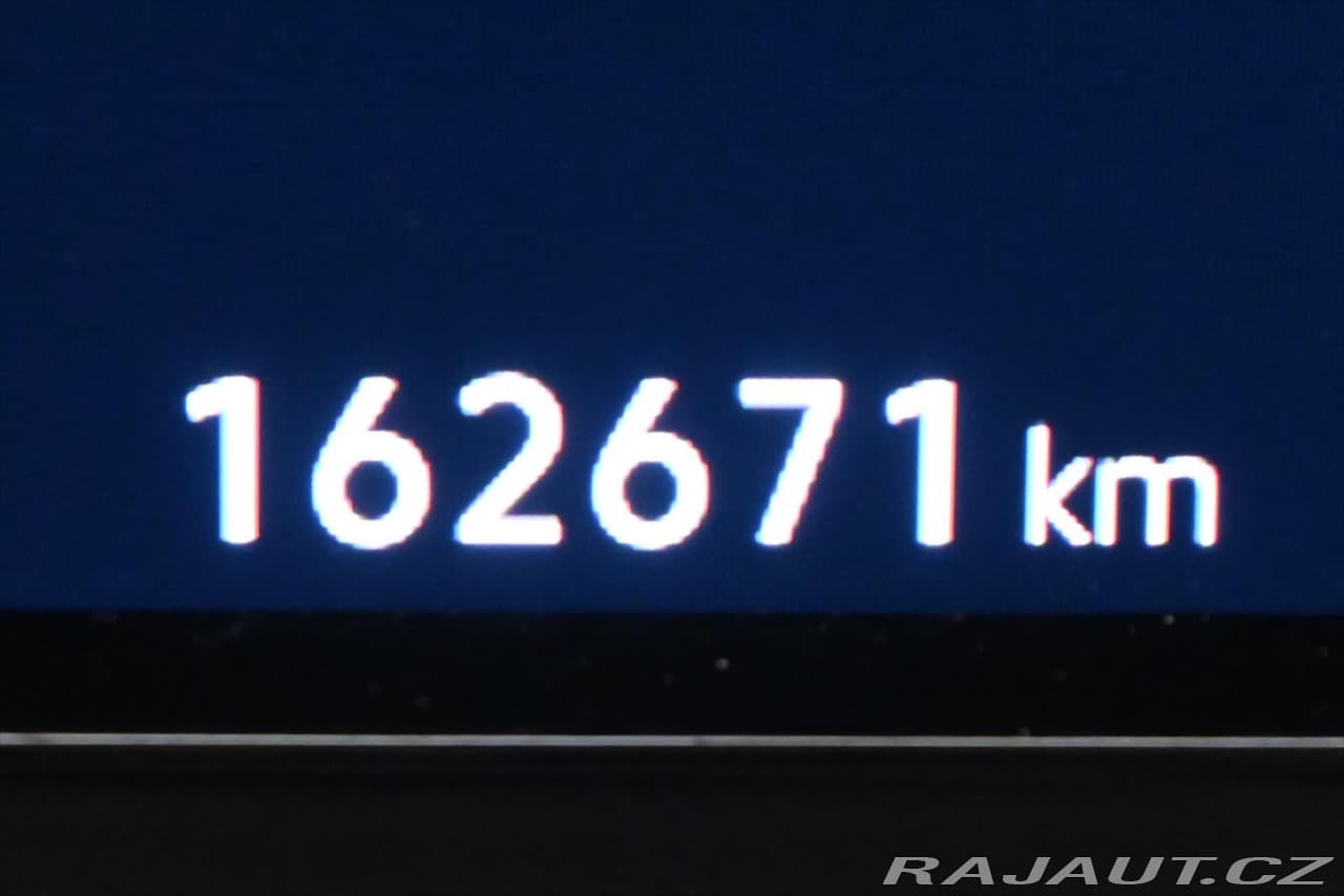 2022 Volkswagen Golf - 17