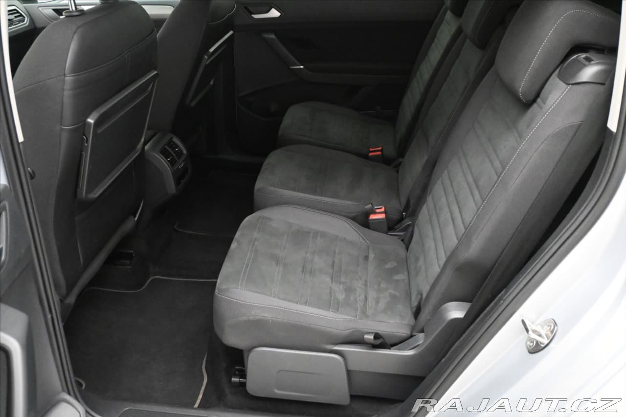 2023 Volkswagen Touran - 15