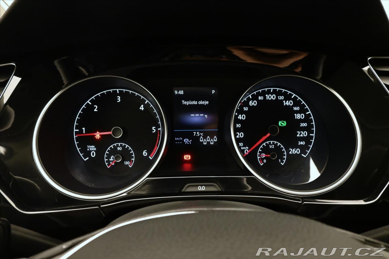 2022 Volkswagen Touran - 17