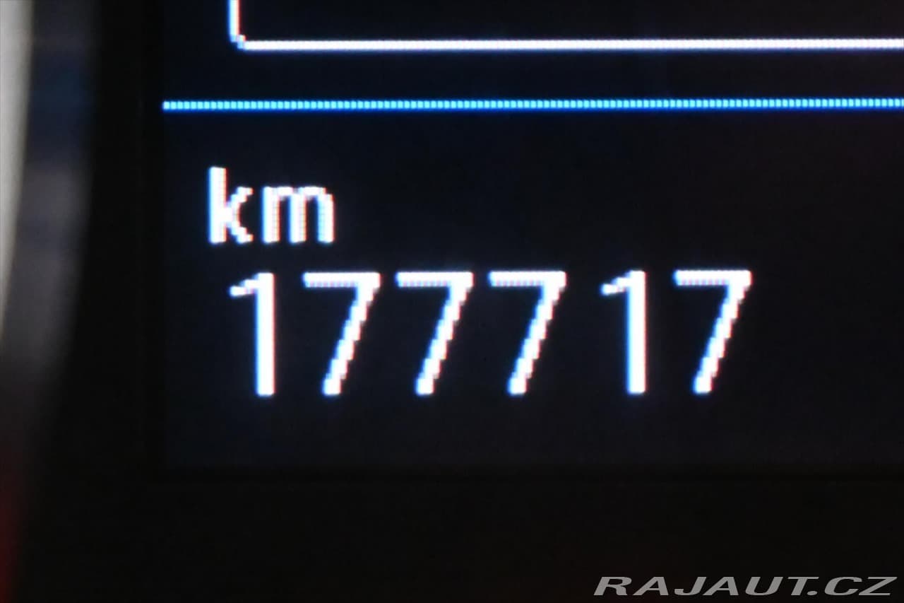 2022 Volkswagen Touran - 18