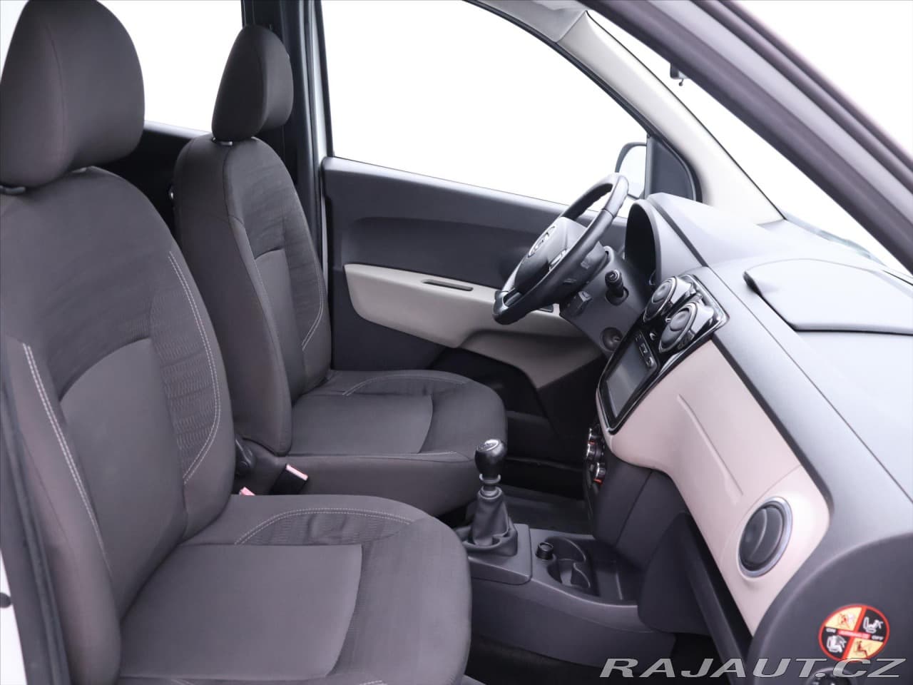 2014 Dacia Lodgy - 12