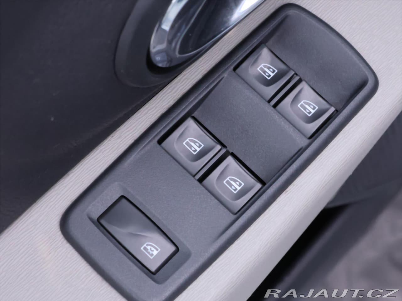 2014 Dacia Lodgy - 15