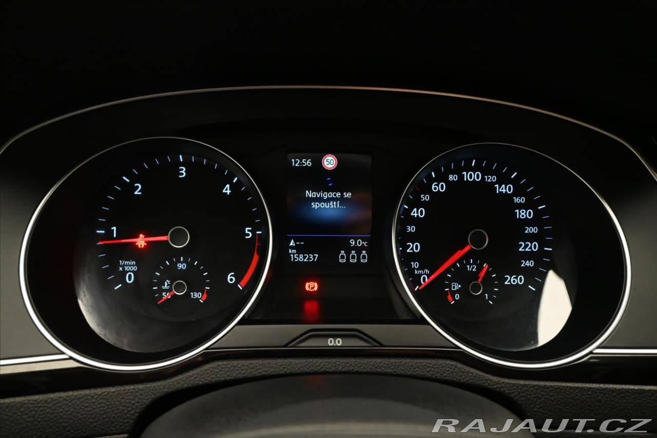 2022 Volkswagen Passat - 16