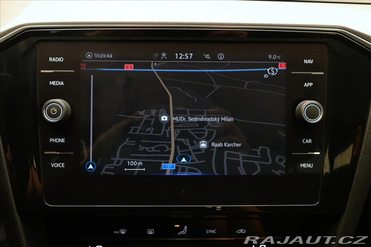 2022 Volkswagen Passat - 19