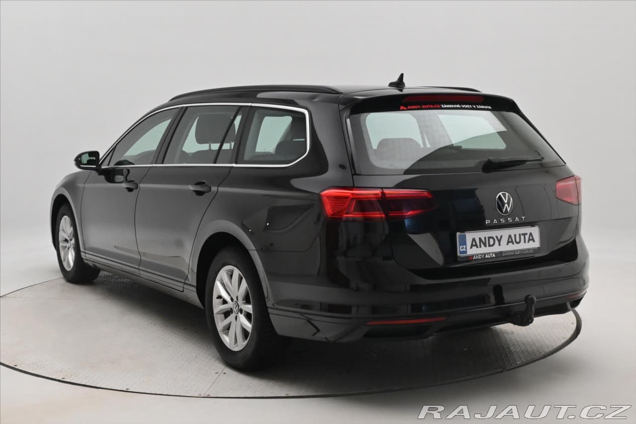 2022 Volkswagen Passat - 7