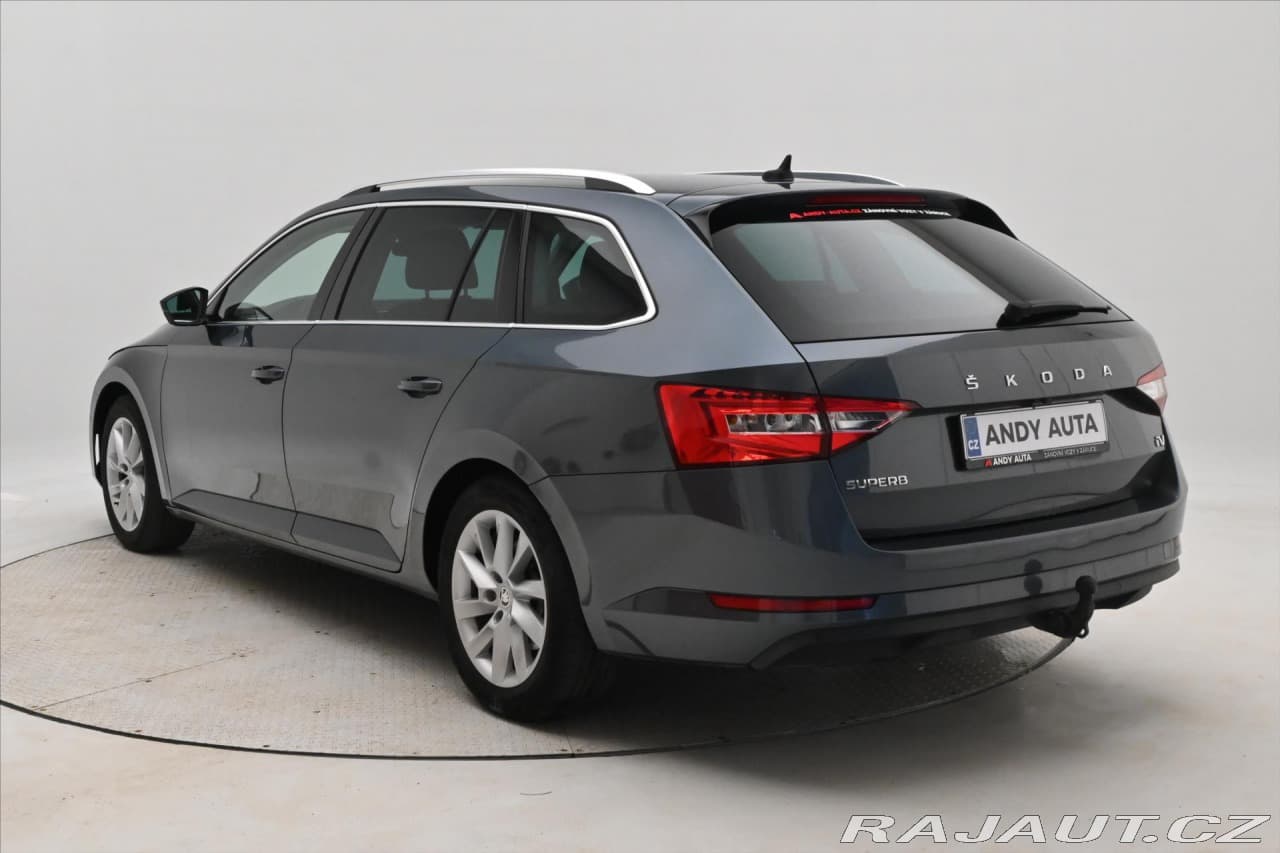 2020 Škoda Superb - 7