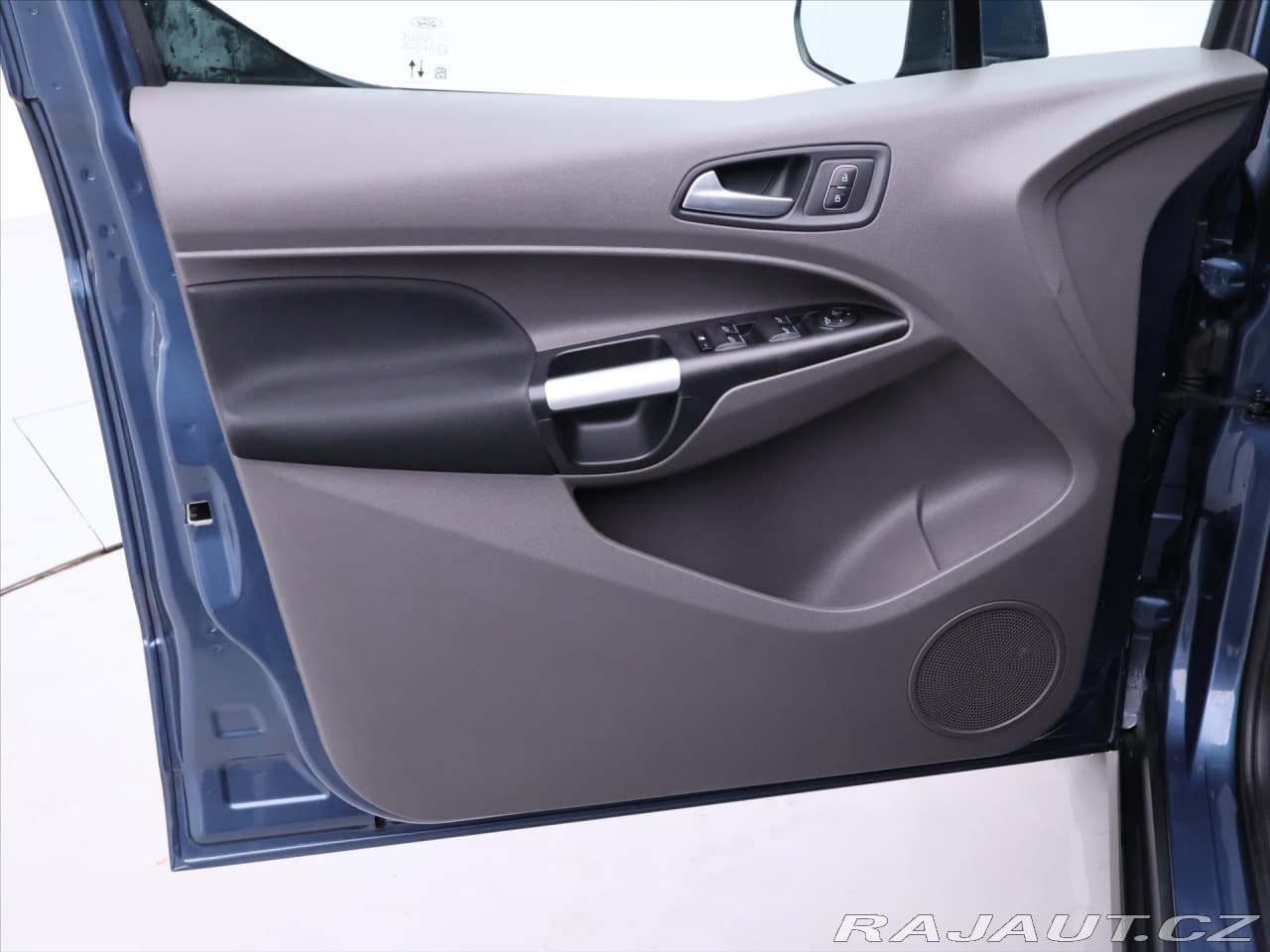 2020 Ford Tourneo - 10