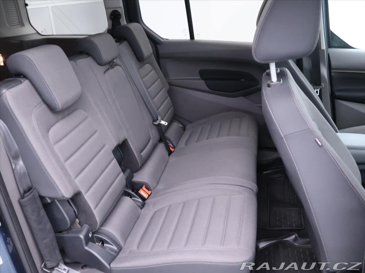 2020 Ford Tourneo - 14