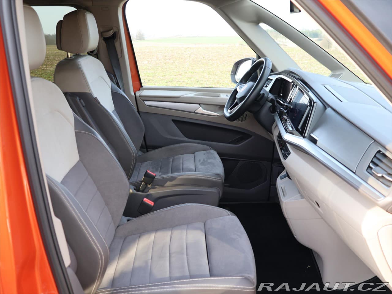 2024 Volkswagen Multivan - 14