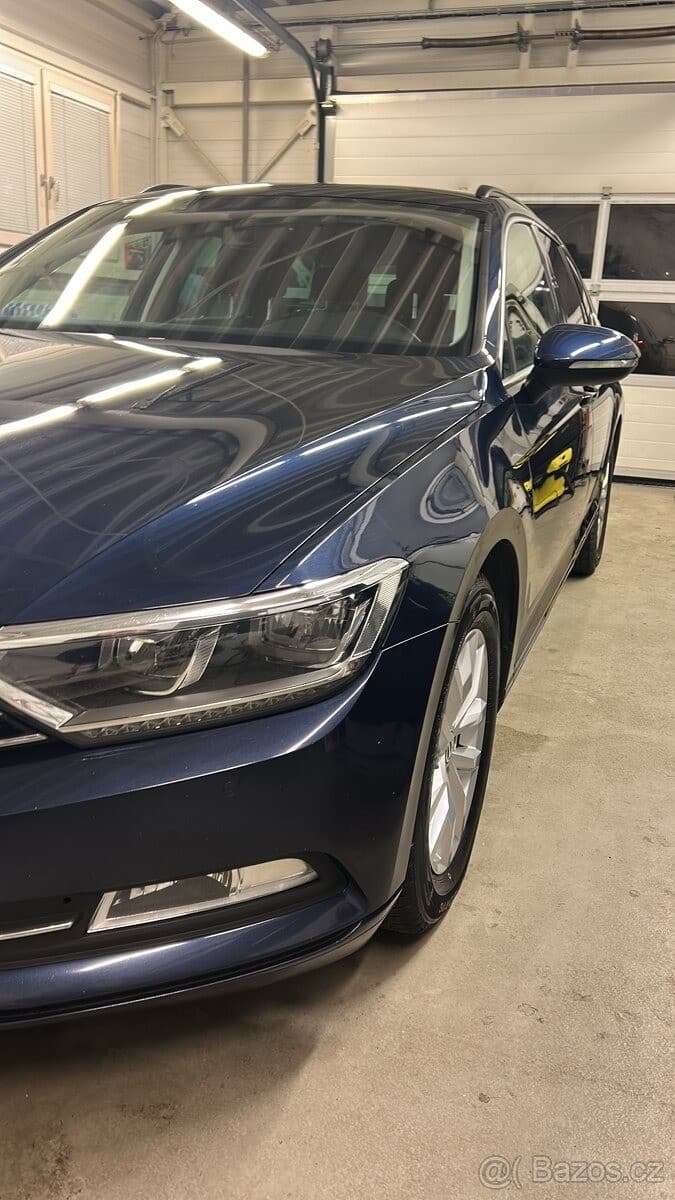 Volkswagen Passat - 14