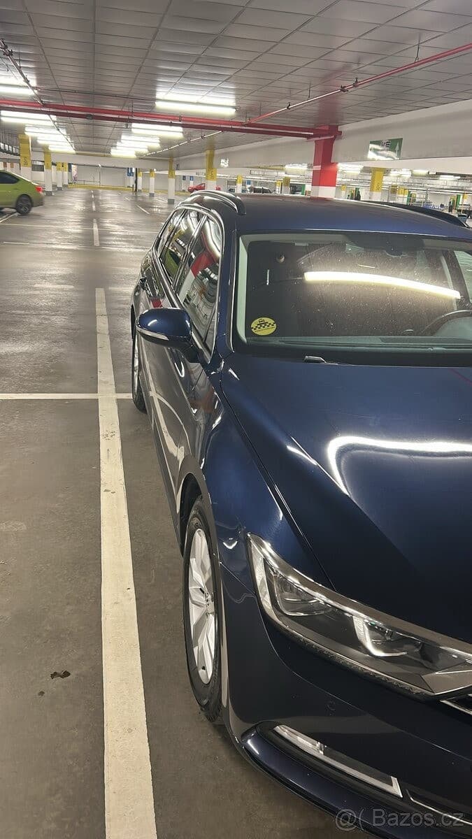 Volkswagen Passat - 2