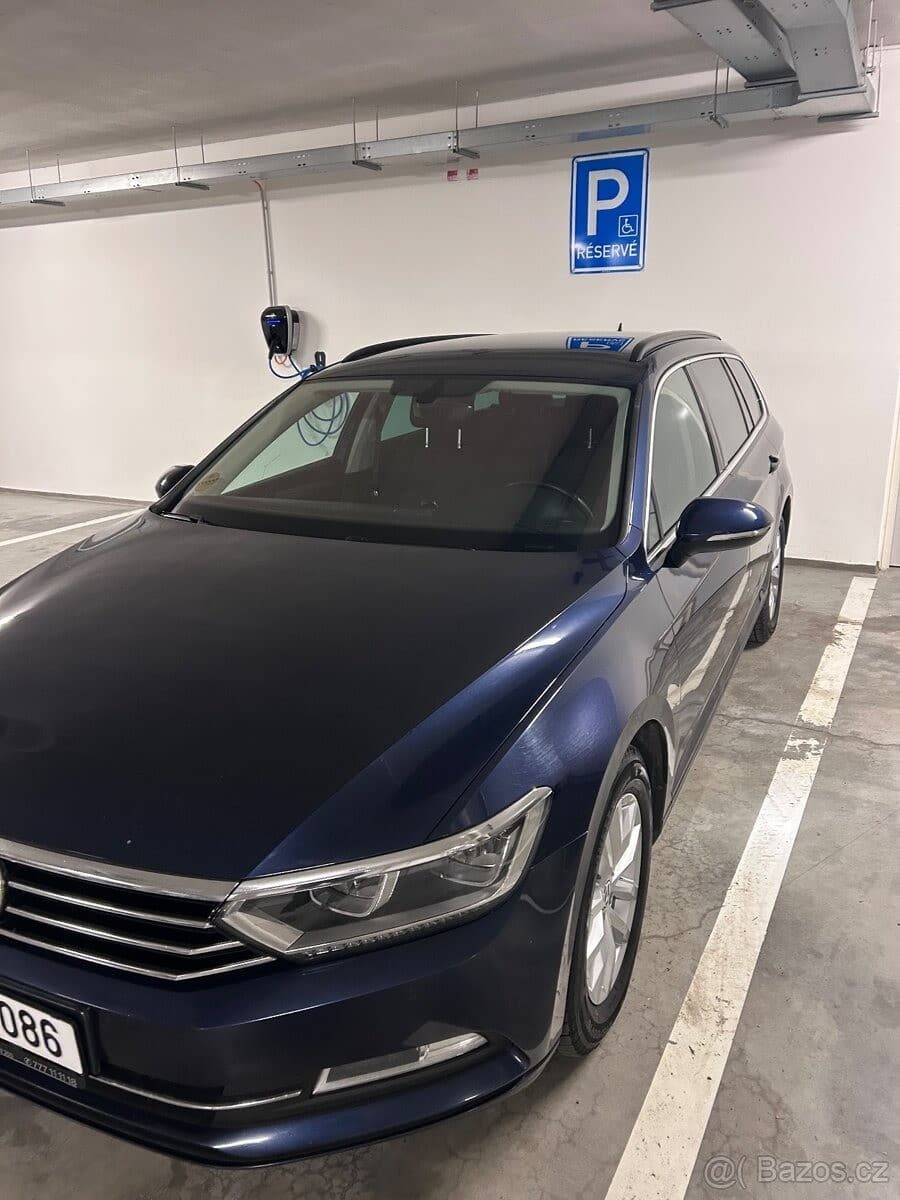 Volkswagen Passat - 20