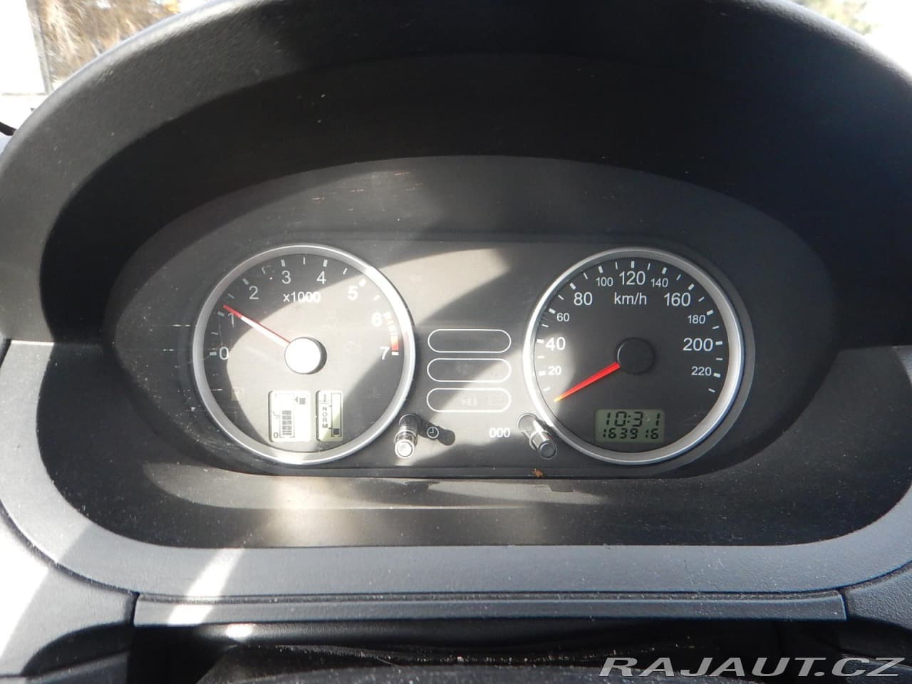 2004 Ford Fiesta - 20