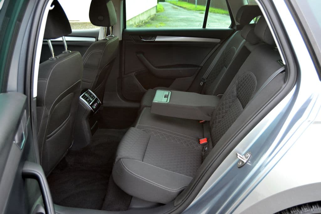 2016 Škoda Superb - 11