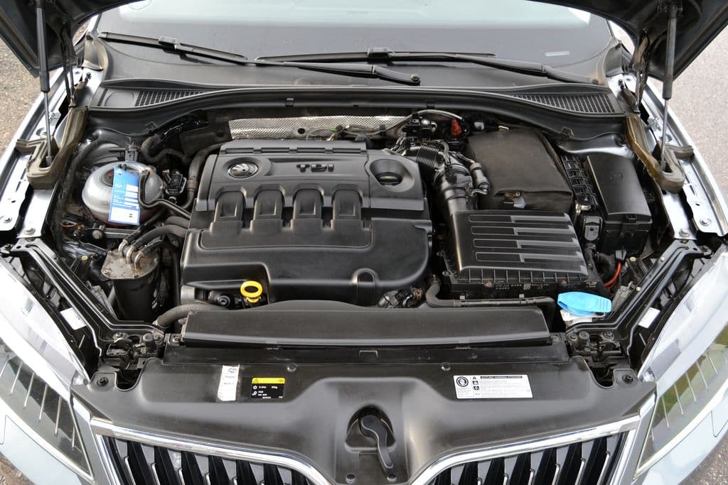 2016 Škoda Superb - 18