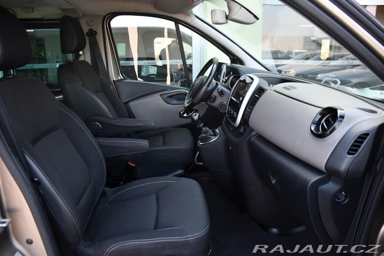 2016 Renault Trafic - 18