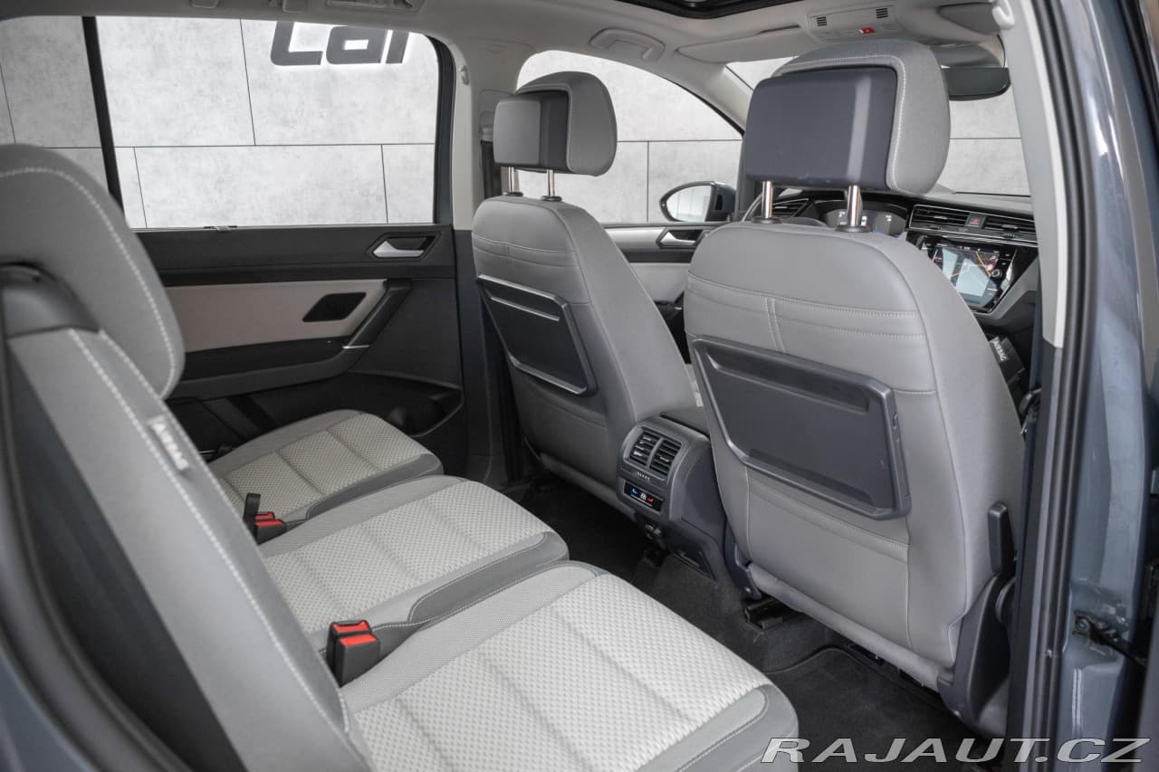 2023 Volkswagen Touran - 13