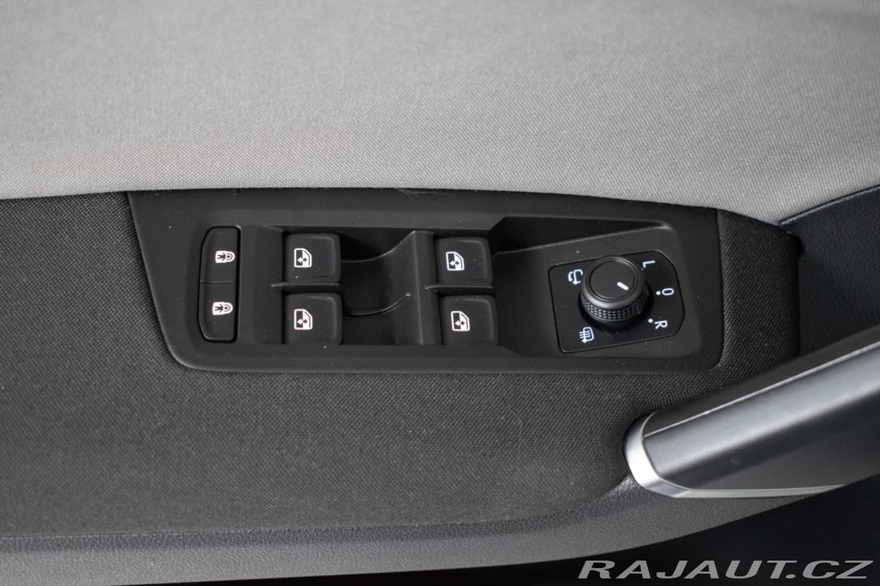 2023 Volkswagen Touran - 18