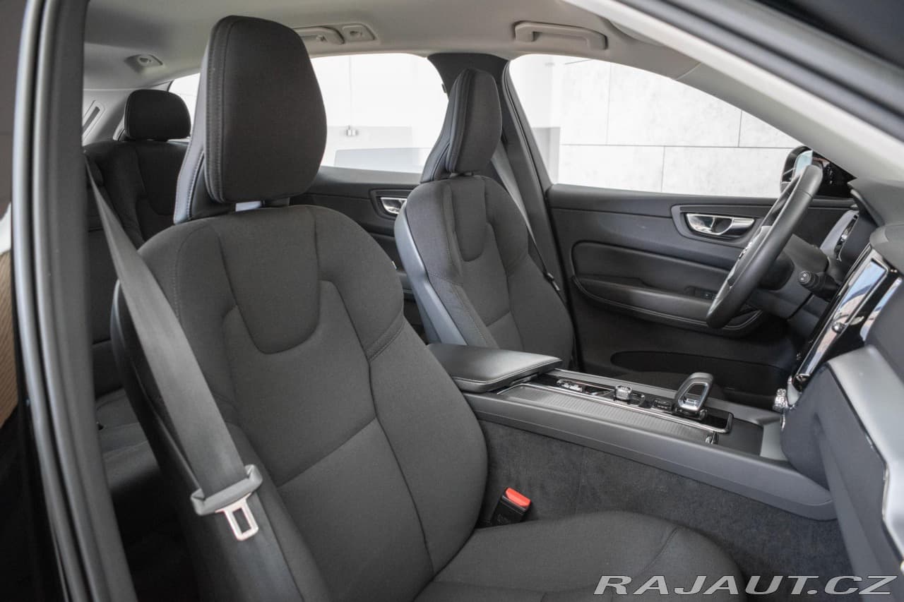 2022 Volvo Xc60 - 11