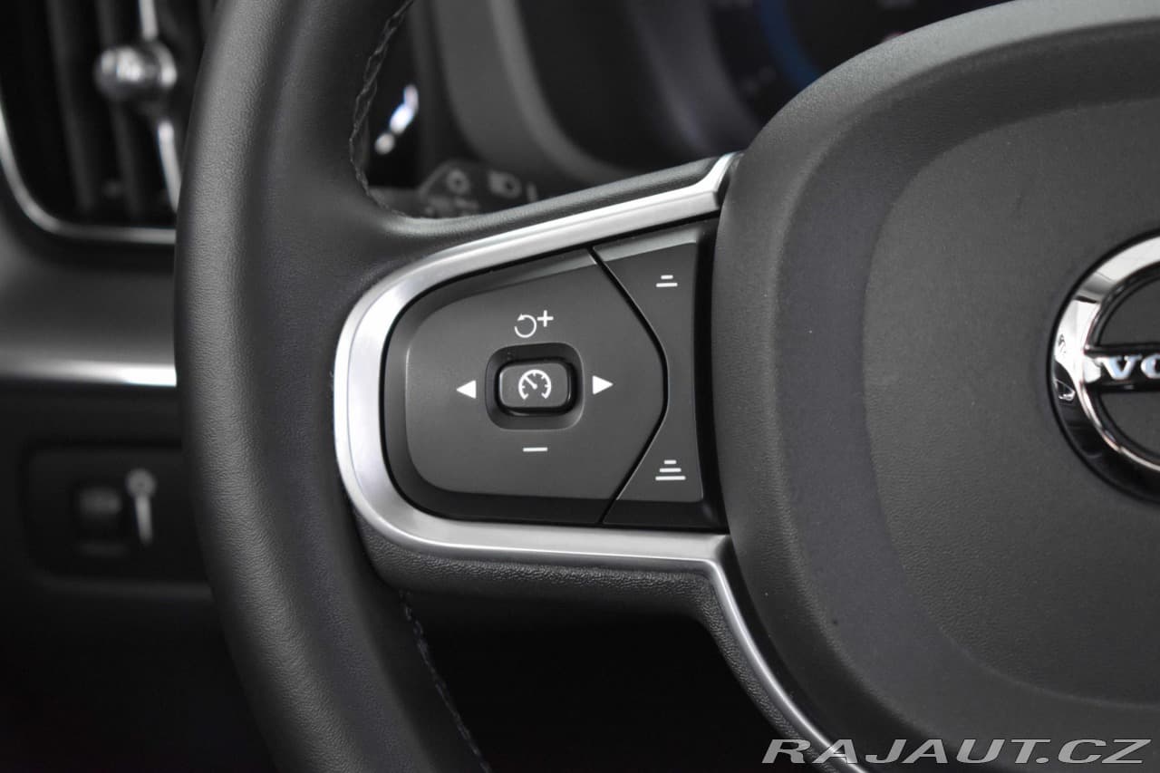 2022 Volvo Xc60 - 16