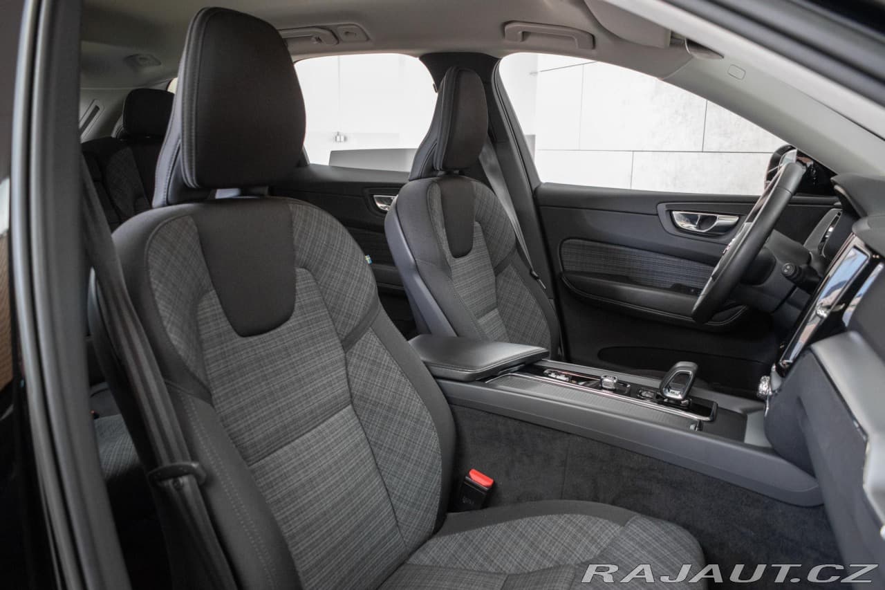 2022 Volvo Xc60 - 12