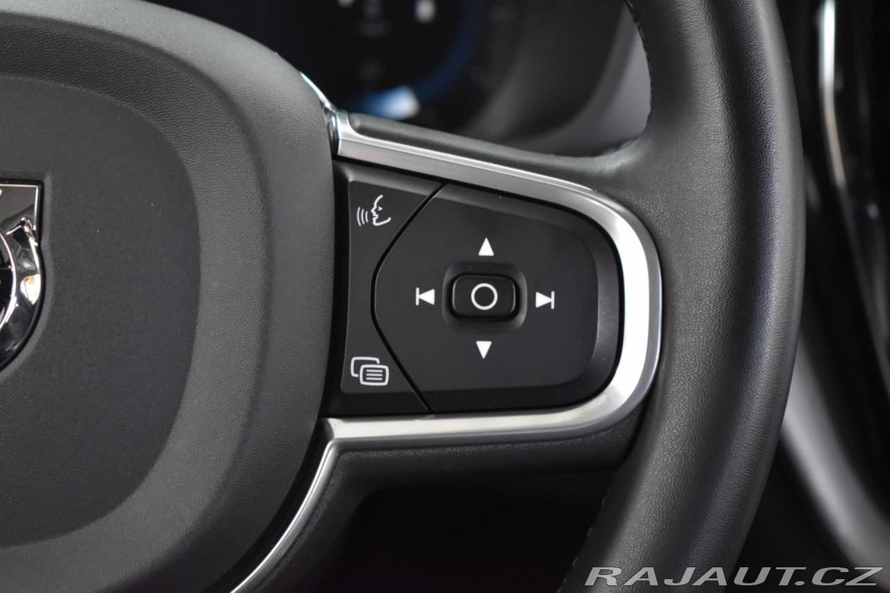 2022 Volvo Xc60 - 18