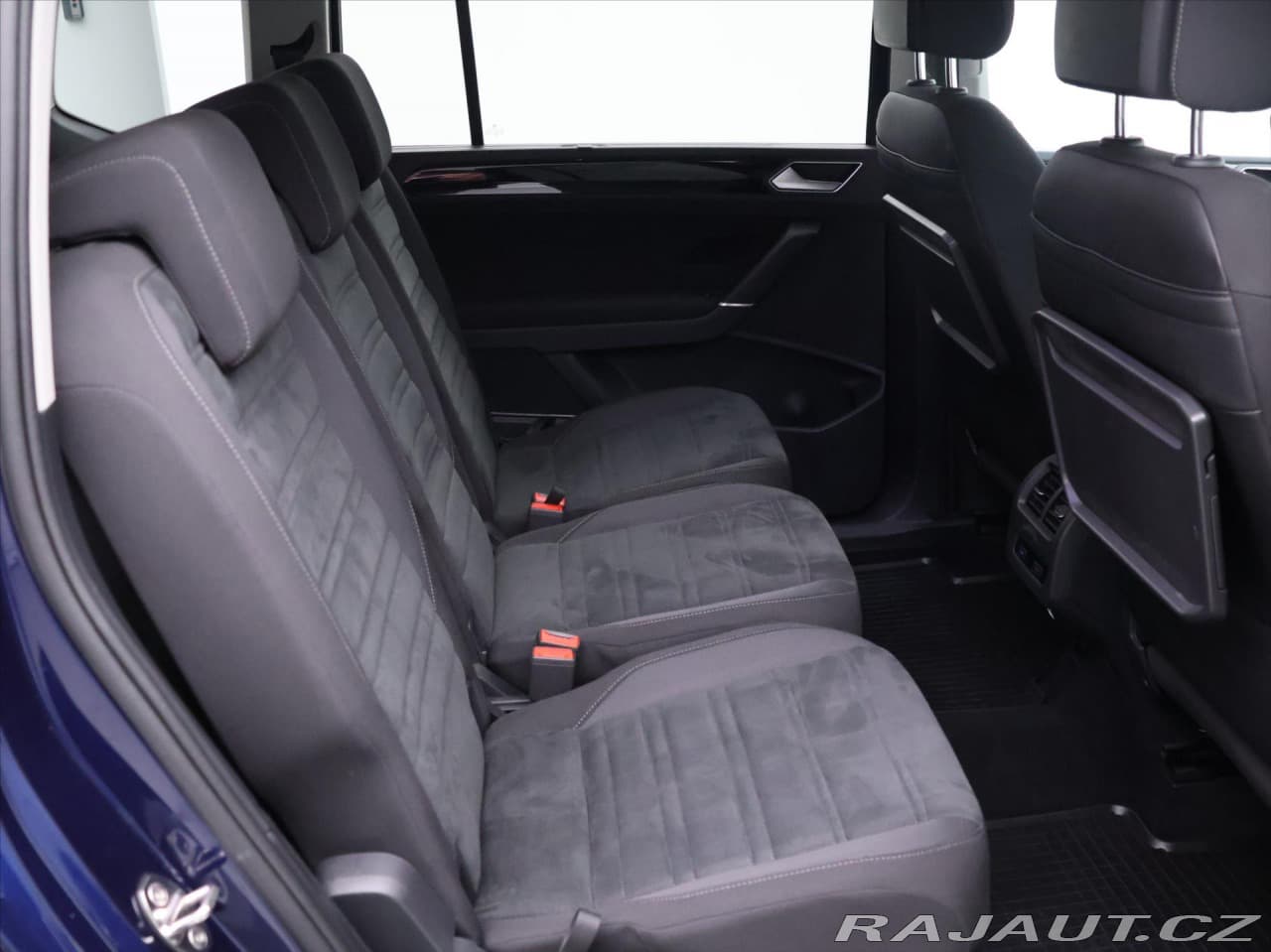 2018 Volkswagen Touran - 15