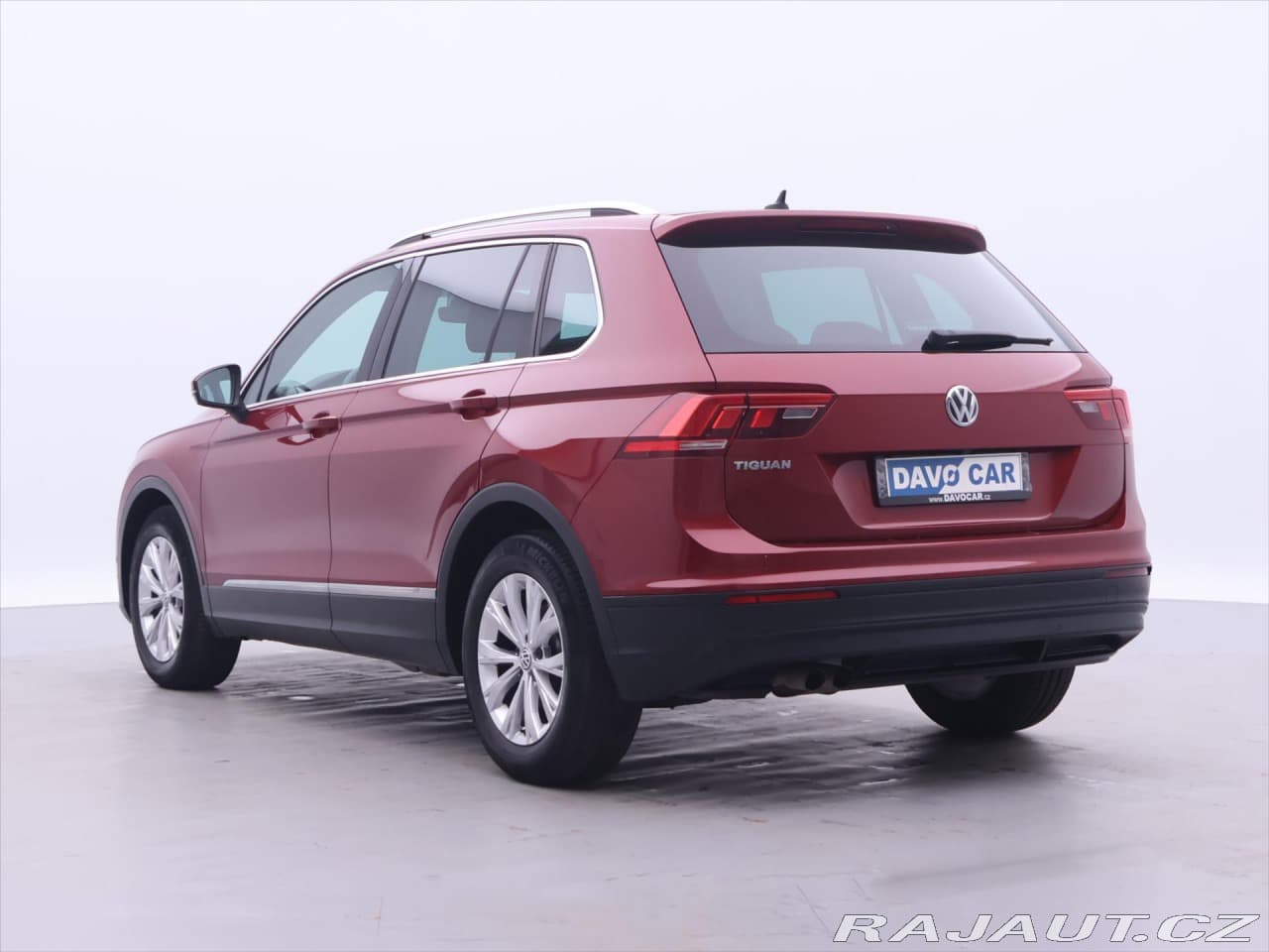 2018 Volkswagen Tiguan - 5