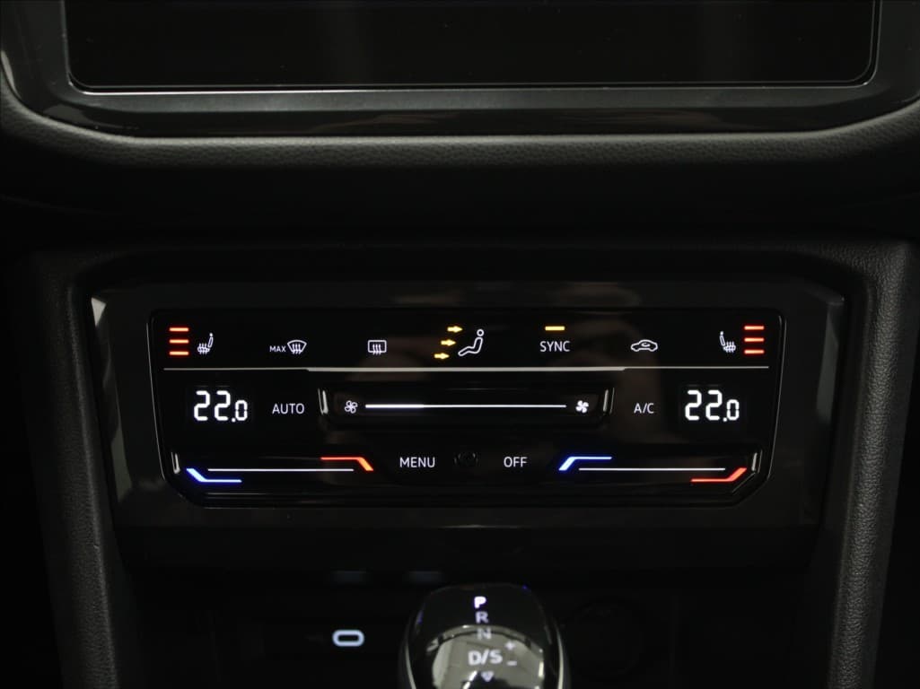 2023 Volkswagen Tiguan - 16