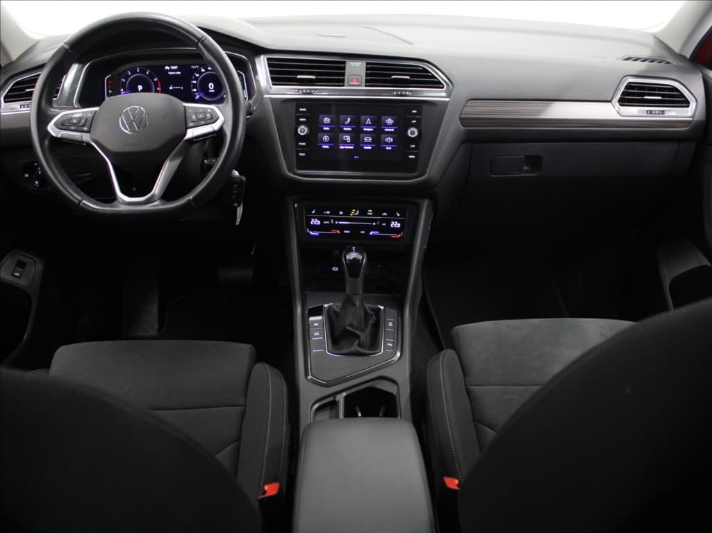 2023 Volkswagen Tiguan - 8