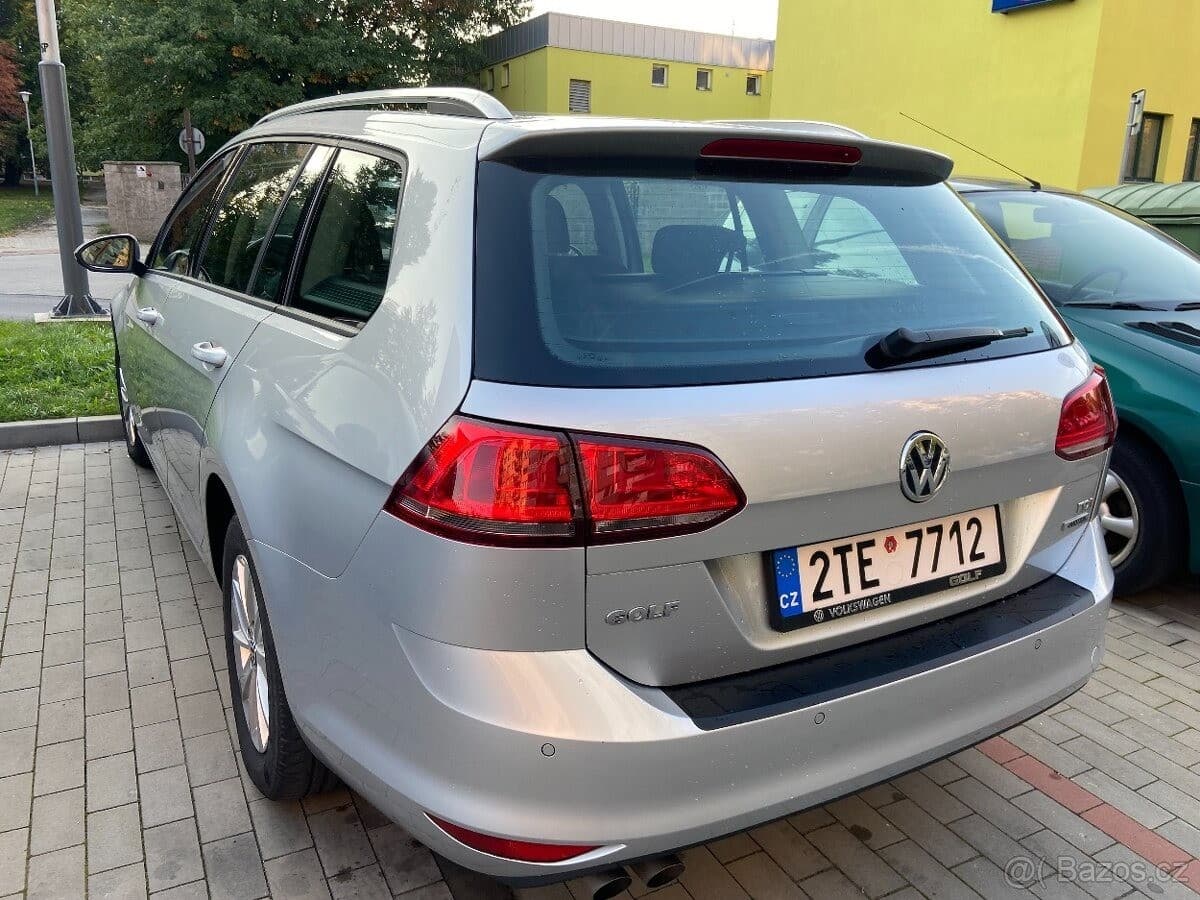 2014 Volkswagen Golf - 2