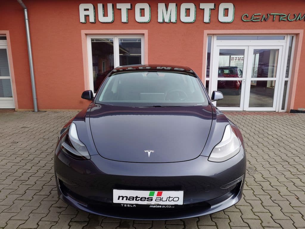 2020 Tesla Model 3 - 7