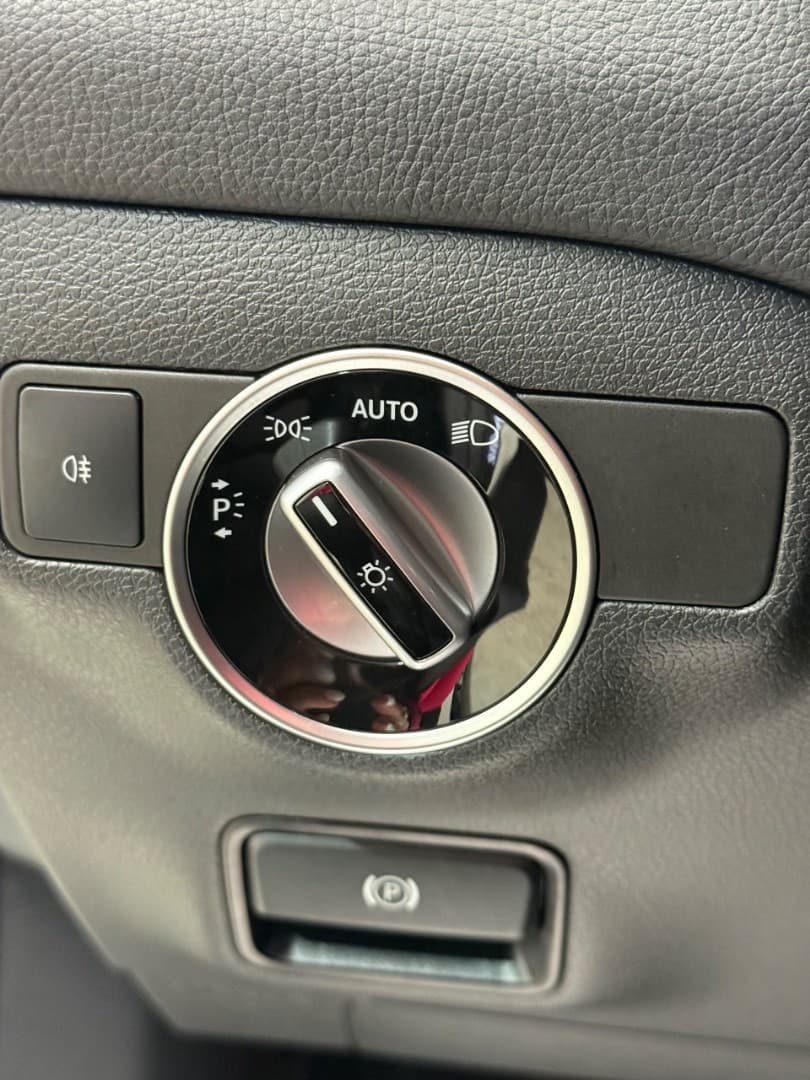 2017 Mercedes-Benz Cla - 17