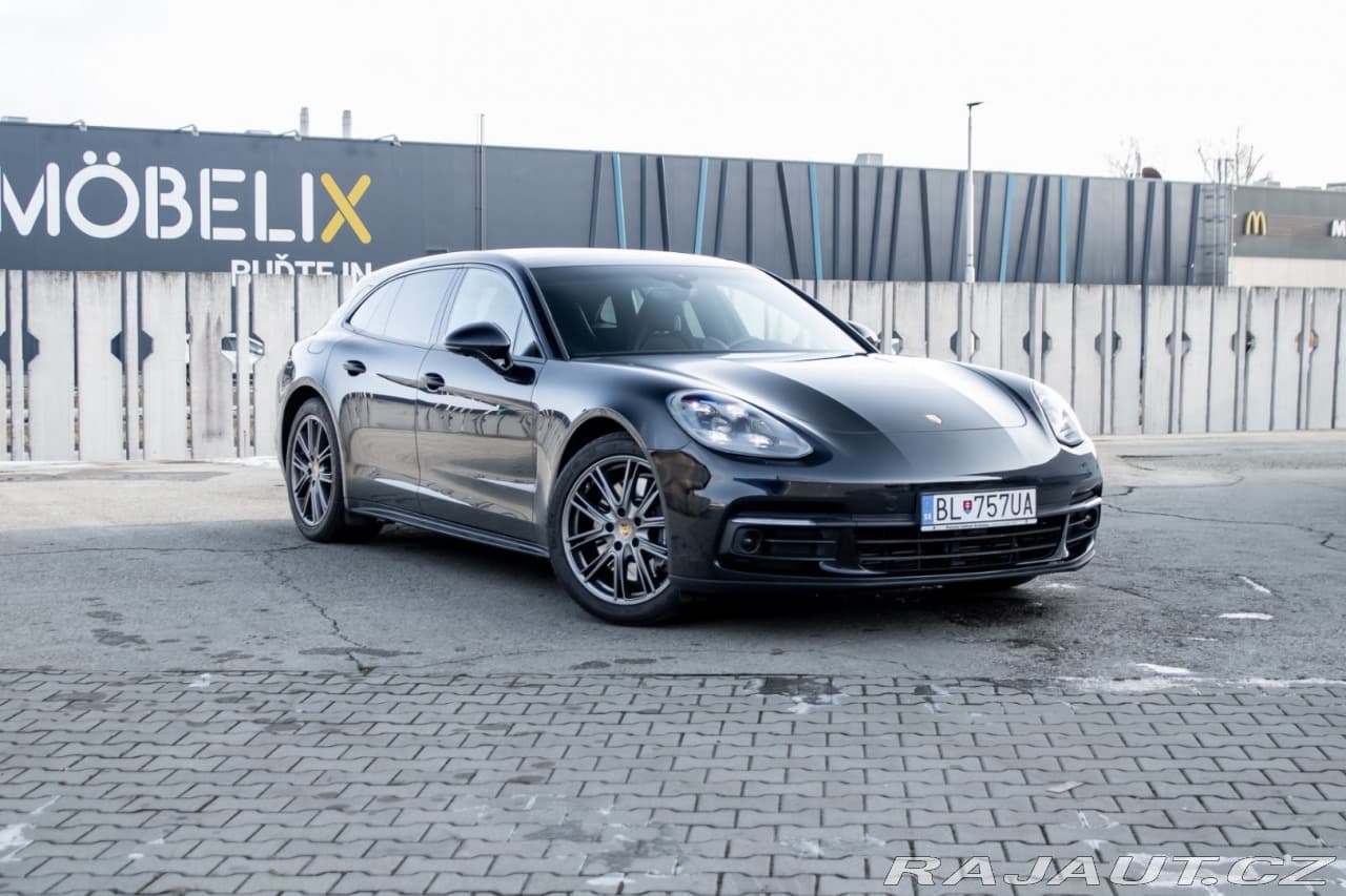 2018 Porsche Panamera - 13