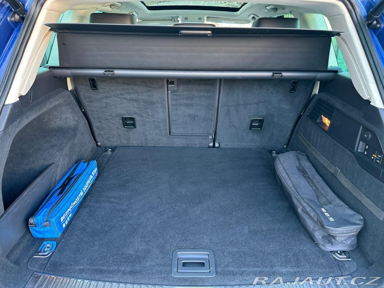 2015 Volkswagen Touareg - 15