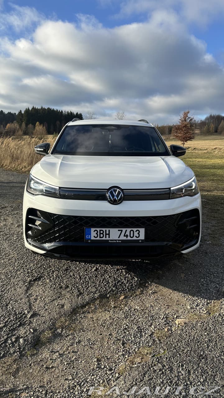 2024 Volkswagen Tiguan - 3