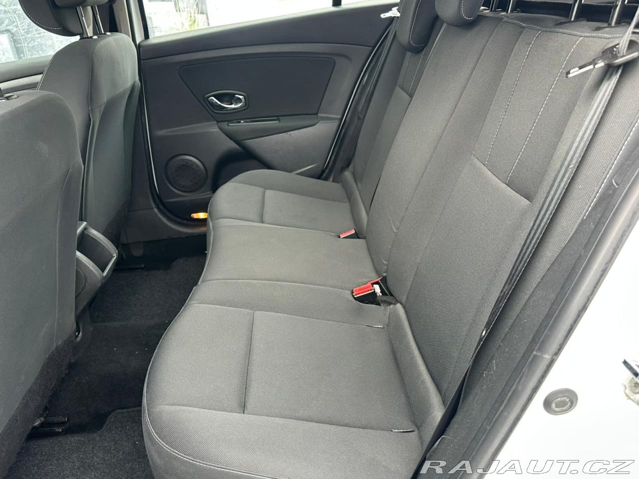 2011 Renault Megane - 12