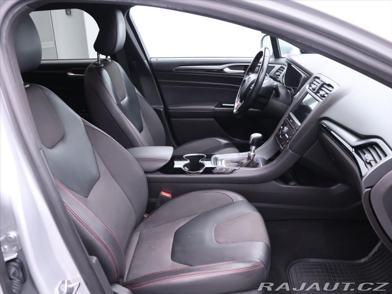 2019 Ford Mondeo - 14