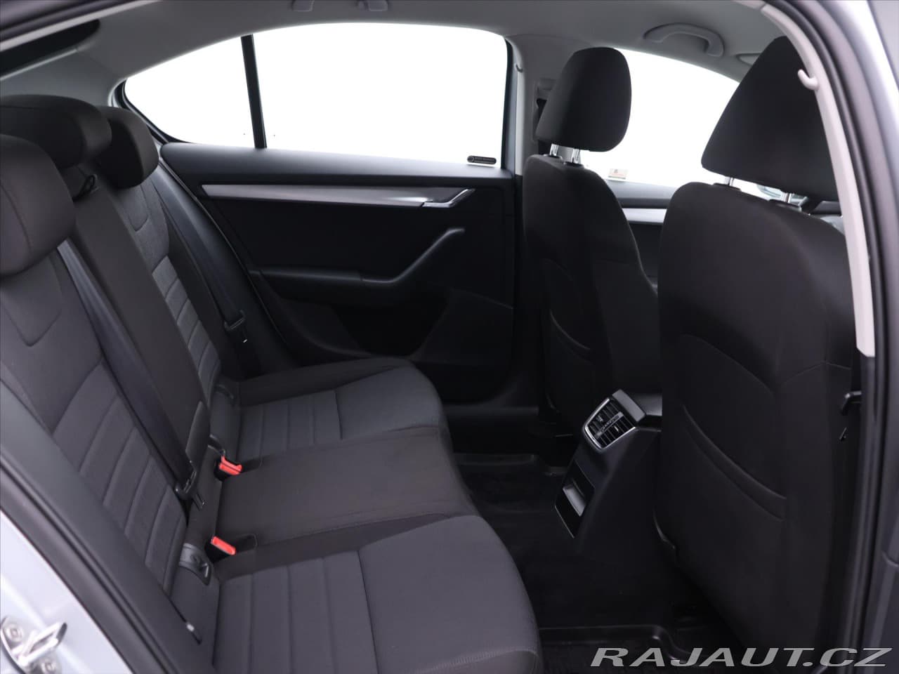 2014 Škoda Octavia - 12