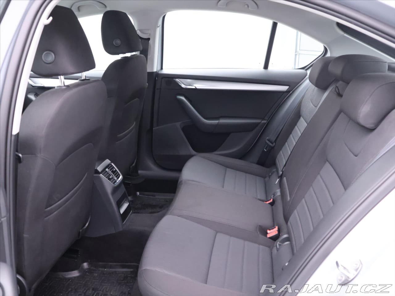 2014 Škoda Octavia - 13