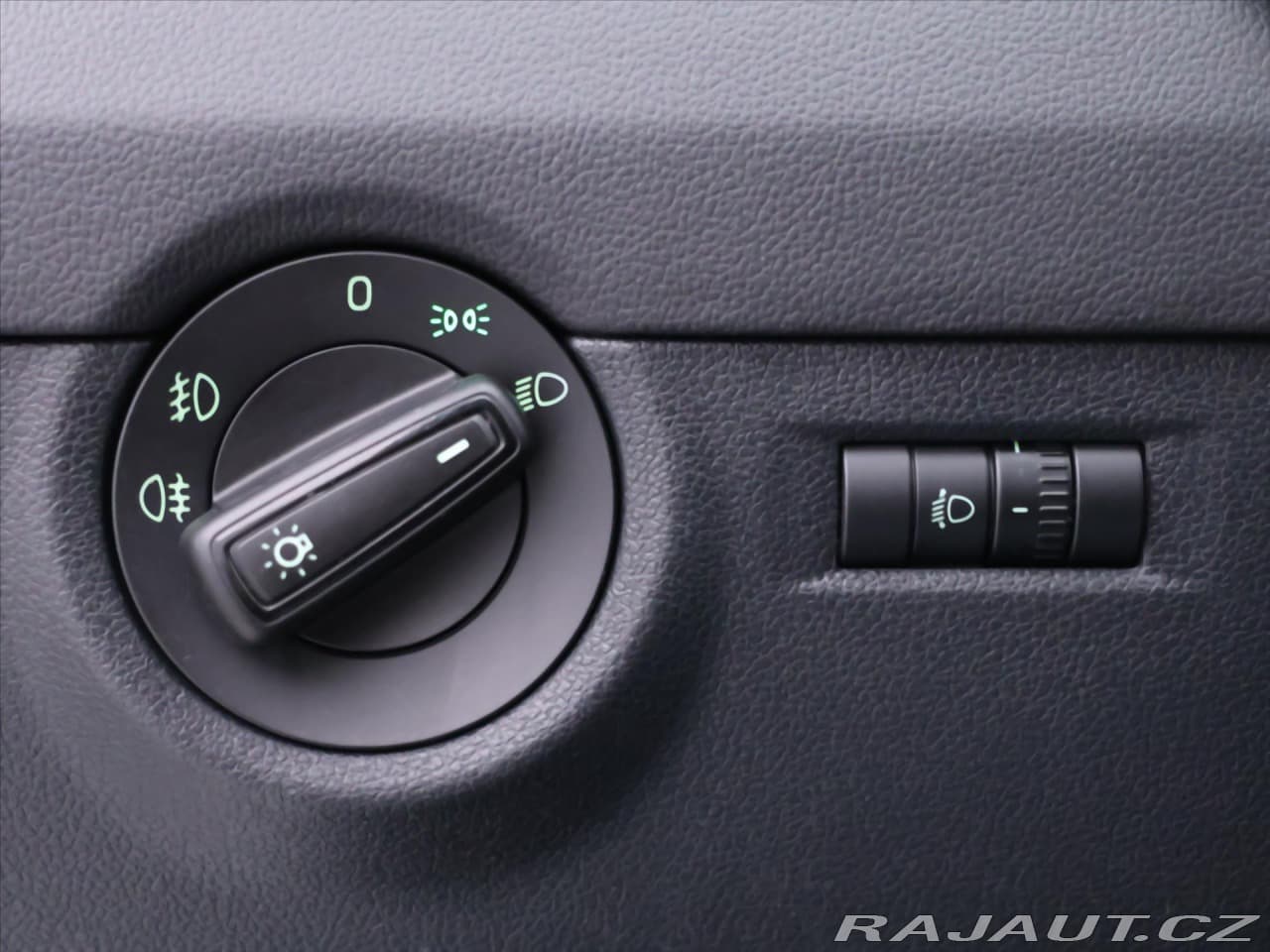 2014 Škoda Octavia - 14