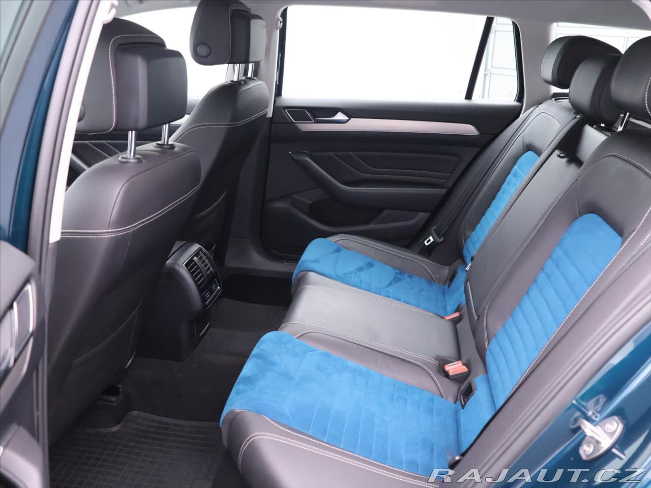 2021 Volkswagen Passat - 14